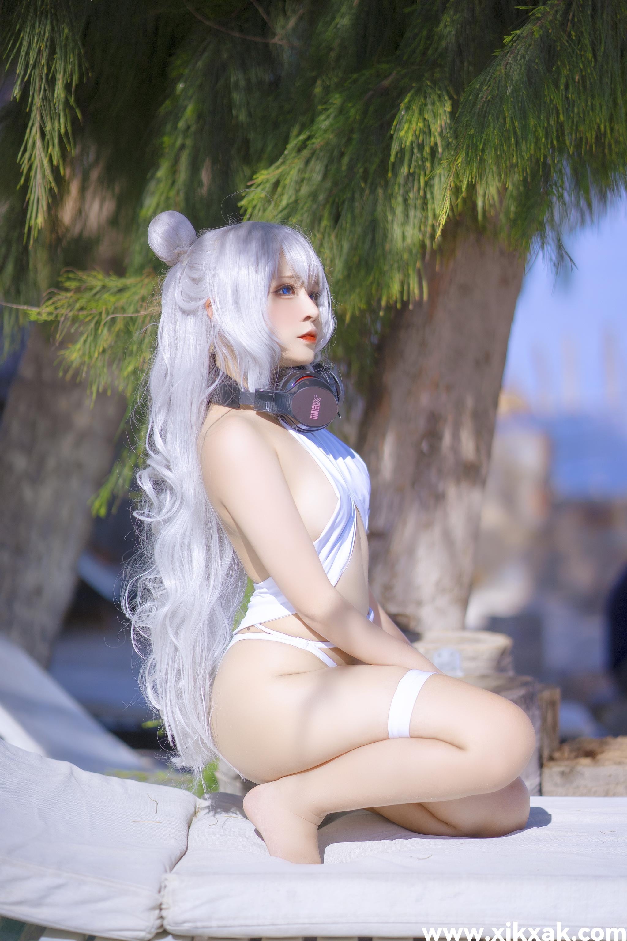 Sayo Momo – NO.03 Azur Lane Le Malin bikini [22P]